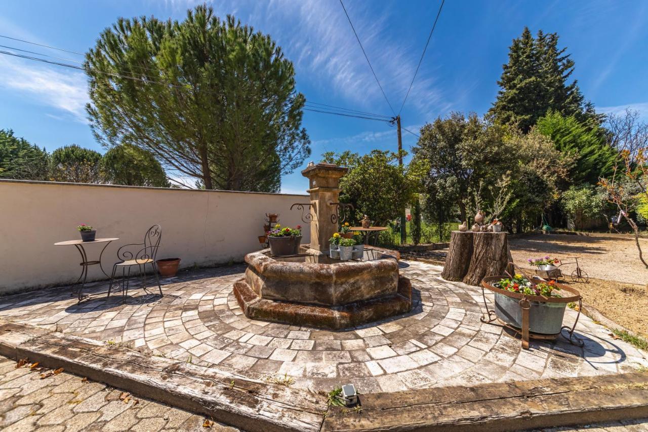 Guest house Jade En Provence 4*